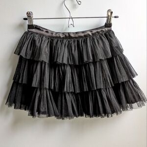 Pre-loved GAP Kids Black Tiered Tulle Mini Skirt Size 6-7